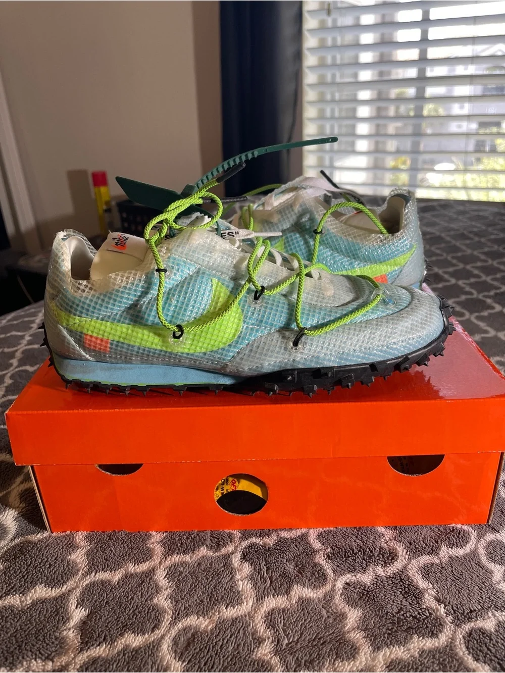Nike Off White Waffle Racer - Green/Blue